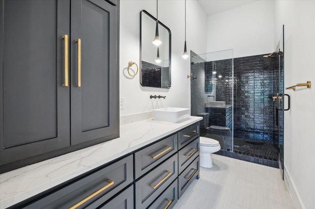 1419 Candlelight Lane, Houston, TX 77018