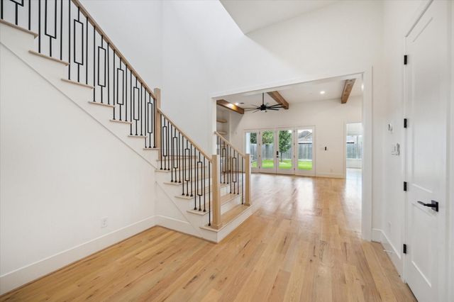 1419 Candlelight Lane, Houston, TX 77018
