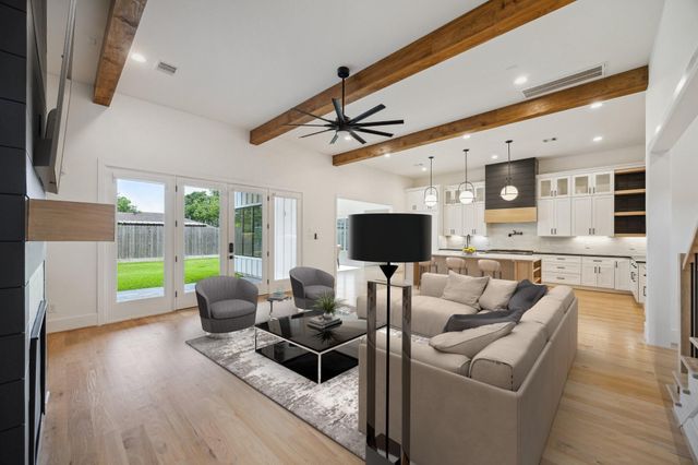 1419 Candlelight Lane, Houston, TX 77018