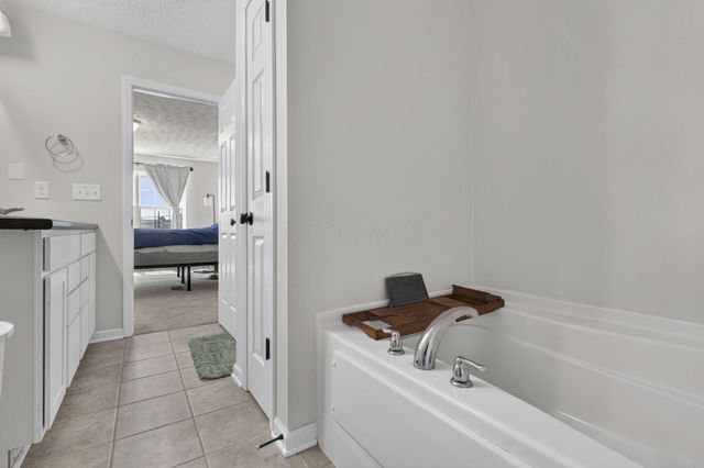 202 Baltimore Somerset Road NE, Baltimore, OH 43105
