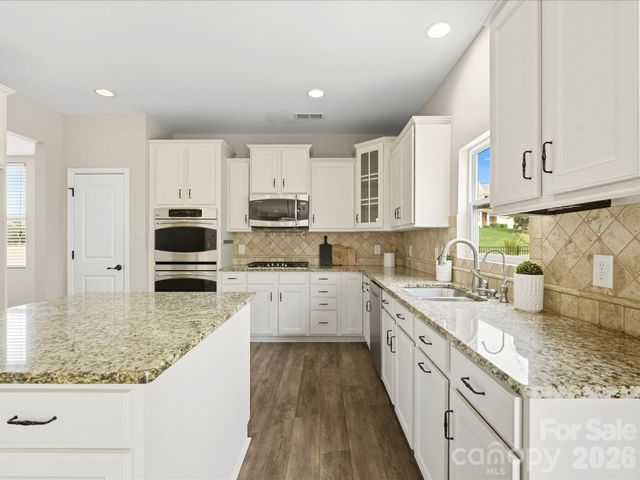 7196 Dove Field Lane, Fort Mill, SC 29707