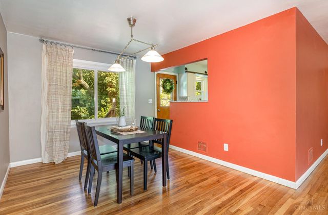 2455 Rainbow Court, Cincinnati, OH 45230