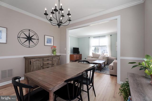 10 WYCKOFF DR, Pennington, NJ 08534