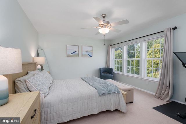 10 WYCKOFF DR, Pennington, NJ 08534