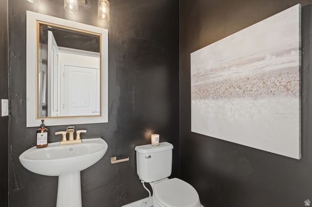 4717 W VERMILLION DR, South Jordan, UT 84009