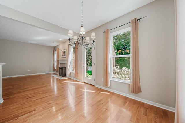 4294 Greensbury Drive, New Albany, OH 43054