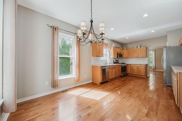 4294 Greensbury Drive, New Albany, OH 43054