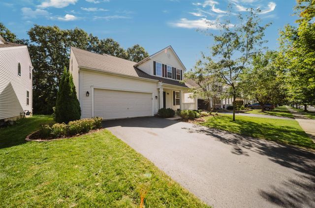 4294 Greensbury Drive, New Albany, OH 43054