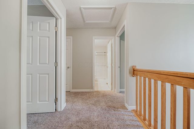 4294 Greensbury Drive, New Albany, OH 43054