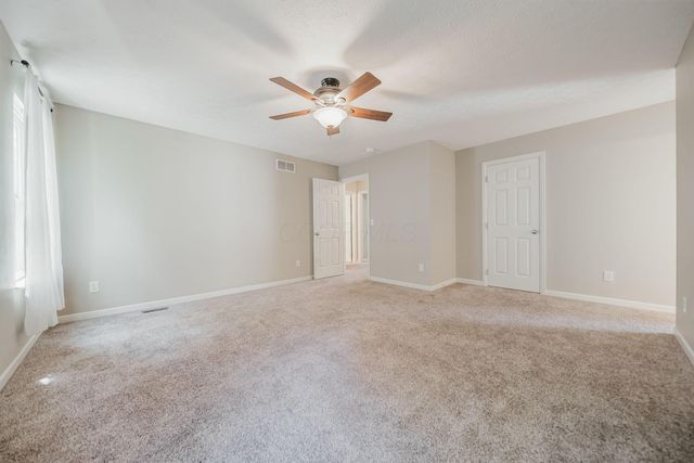 4294 Greensbury Drive, New Albany, OH 43054