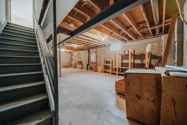 4294 Greensbury Drive, New Albany, OH 43054