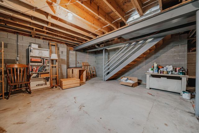 4294 Greensbury Drive, New Albany, OH 43054