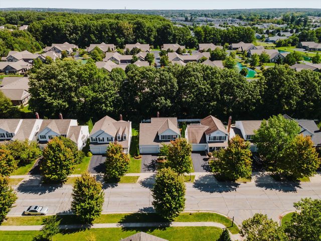 4294 Greensbury Drive, New Albany, OH 43054