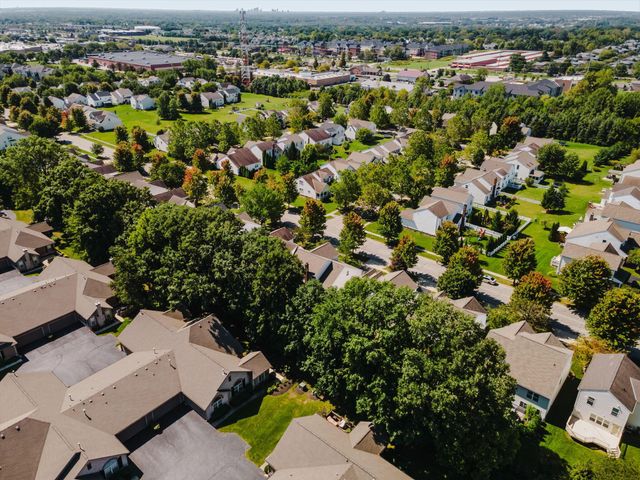 4294 Greensbury Drive, New Albany, OH 43054