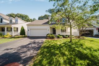4294 Greensbury Drive, New Albany, OH 43054