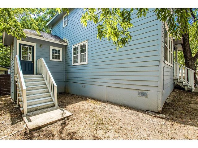 2115 E 18th ST B, Austin, TX 78702