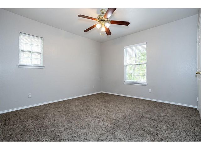 2115 E 18th ST B, Austin, TX 78702