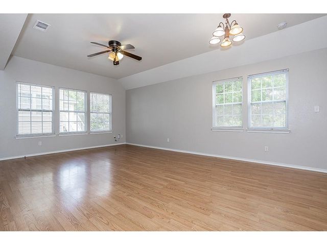 2115 E 18th ST B, Austin, TX 78702