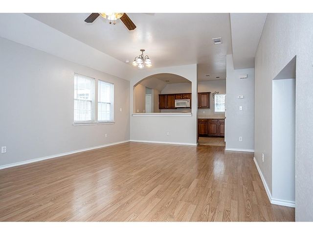 2115 E 18th ST B, Austin, TX 78702