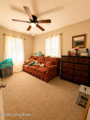 2612 Benoch Ave, Louisville, KY 40216