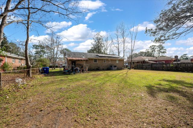 2213 Pinehurst Avenue, Charleston, SC 29414