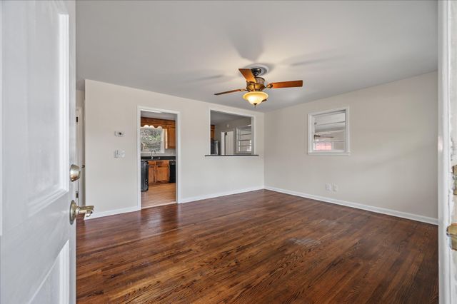 2213 Pinehurst Avenue, Charleston, SC 29414