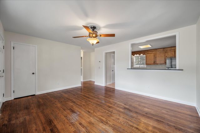 2213 Pinehurst Avenue, Charleston, SC 29414