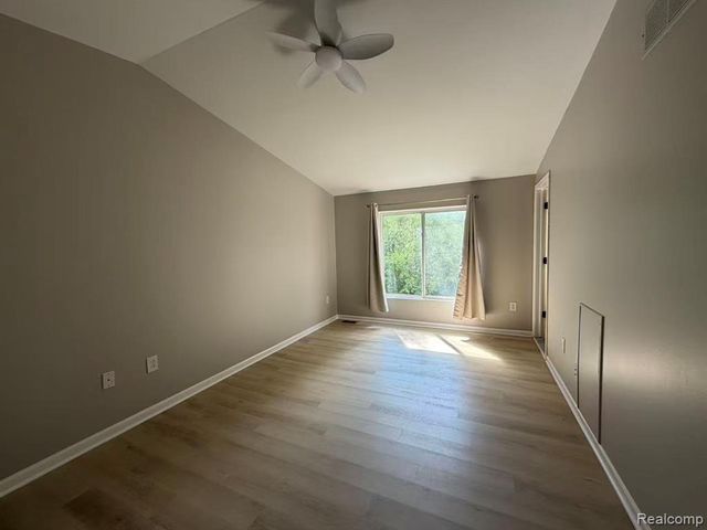 758 Sandalwood Drive, Troy, MI 48085