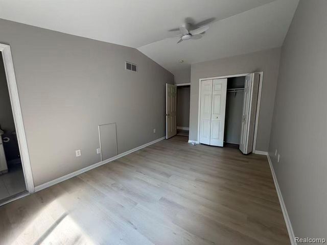 758 Sandalwood Drive, Troy, MI 48085
