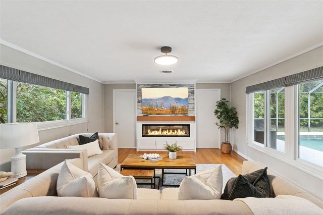 1742 GAY DRIVE, Orlando, FL 32803