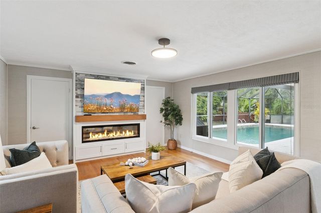 1742 GAY DRIVE, Orlando, FL 32803