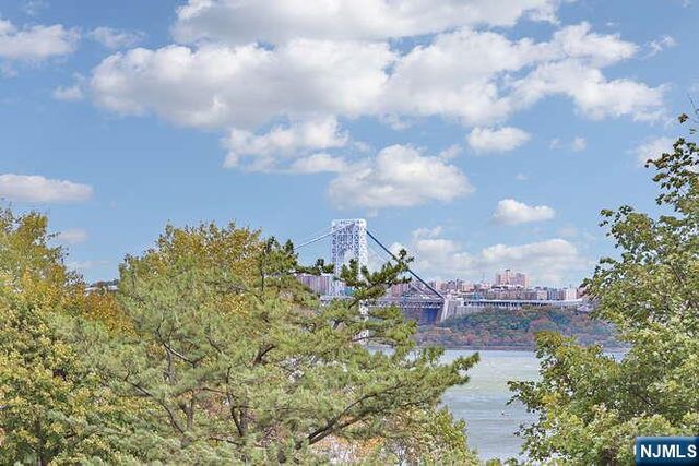 2 Horizon Road 404, Fort Lee, NJ 07024