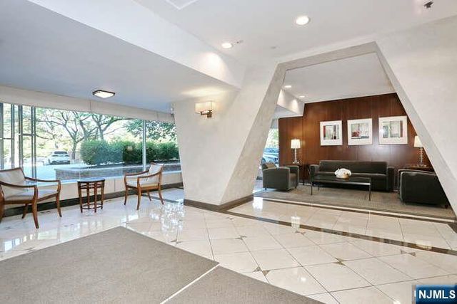 2 Horizon Road 404, Fort Lee, NJ 07024