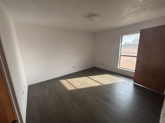 134 Hollie Drive, Red Oak, TX 75154