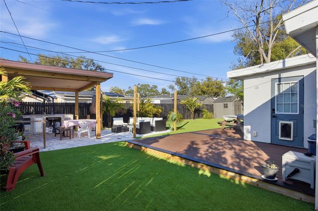 4681 55TH AVENUE N, St Petersburg, FL 33714