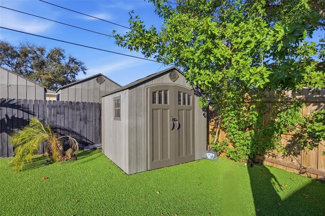 4681 55TH AVENUE N, St Petersburg, FL 33714