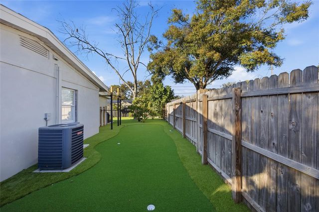 4681 55TH AVENUE N, St Petersburg, FL 33714