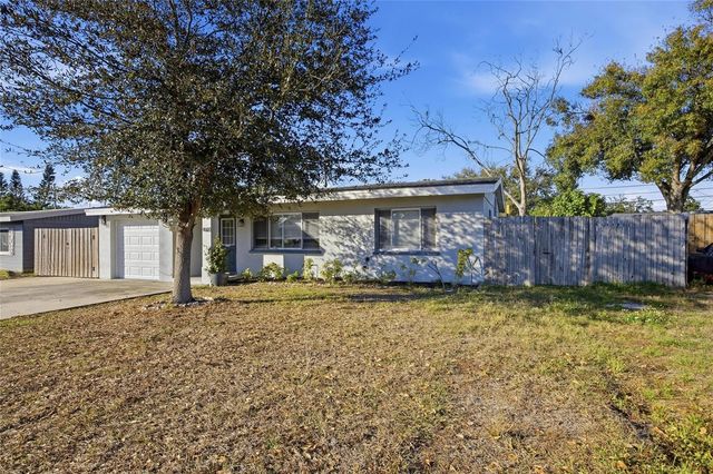 4681 55TH AVENUE N, St Petersburg, FL 33714