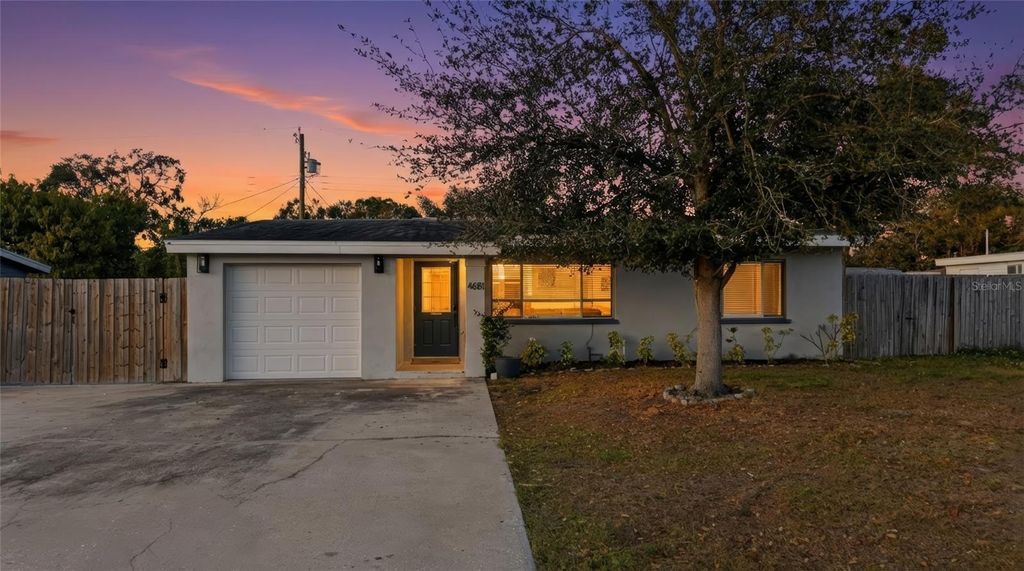 Image 1 of property listing at 4681 55TH AVENUE N, St Petersburg, FL 33714