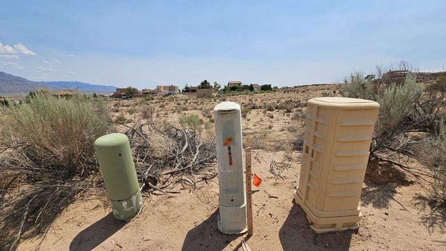 6824 Chapingo Road NE, Rio Rancho, NM 87144