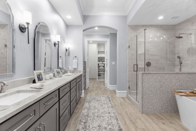 2222 Worthington Street, Dallas, TX 75204