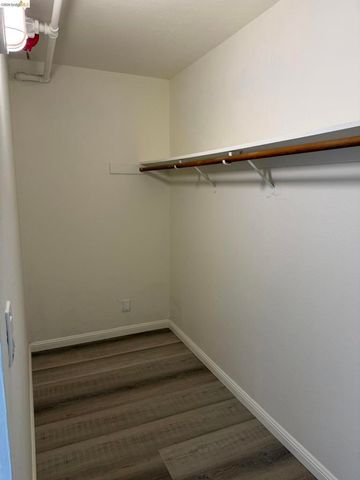 801 801 Franklin St 205, Oakland, CA 94607