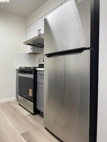 801 801 Franklin St 205, Oakland, CA 94607