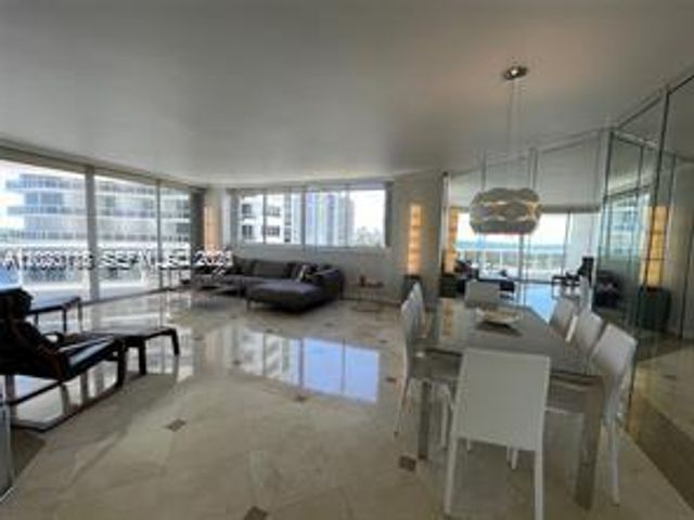 3801 NE 207th St 10AS, Aventura, FL 33180