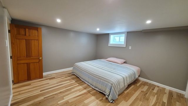 891 Granite St, Braintree, MA 02184
