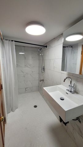 891 Granite St, Braintree, MA 02184
