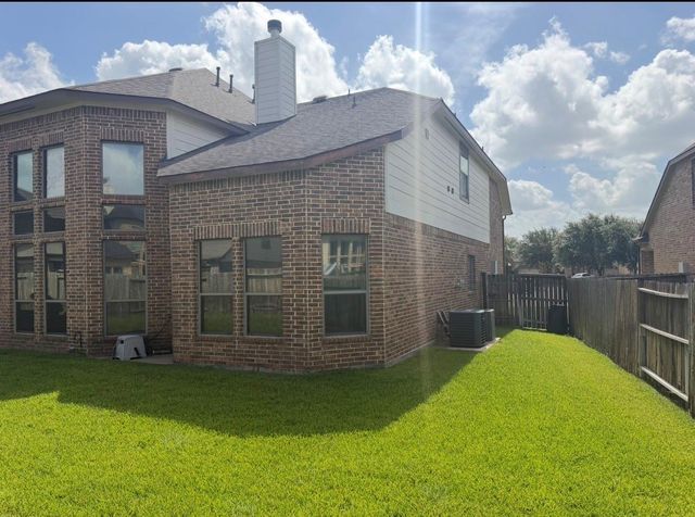 13407 Great Creek Drive, Pearland, TX 77584