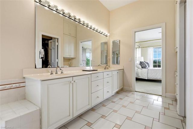 5422 Osprey CT, Sanibel, FL 33957