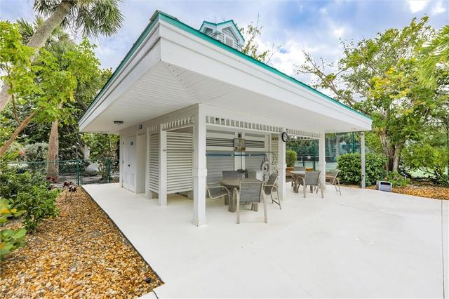 5422 Osprey CT, Sanibel, FL 33957