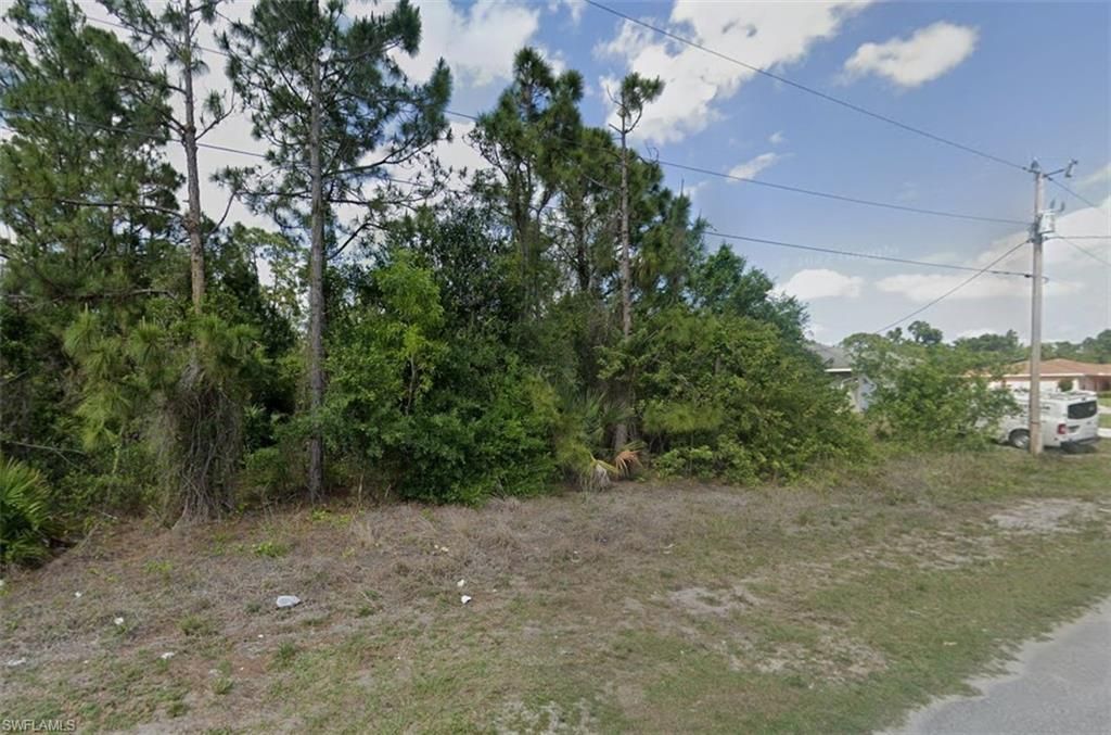 715 Little Rock ST E, LEHIGH ACRES, FL 33974 — photo 2